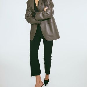 3/$45💌 Pleated trousers